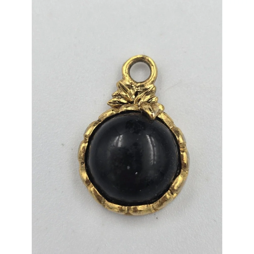 LCi Vintage Liz Claiborne‎ Gold Tone Black Cabochon Gold tone Pendant Charm - Picture 4 of 7